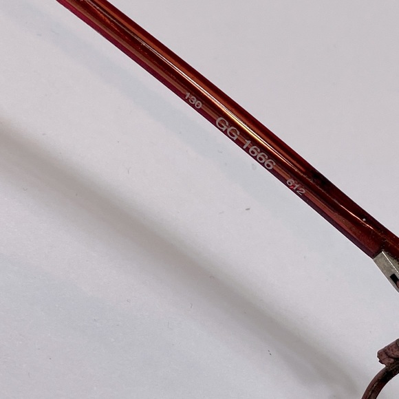 GUCCI Eyeglass Frames - Picture 7 of 10